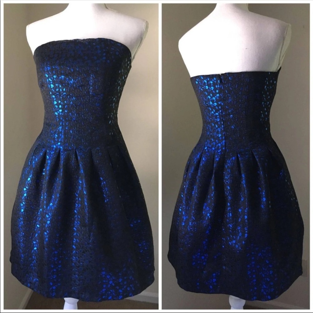 Romeo + Juliet Couture Metallic Dress NWT